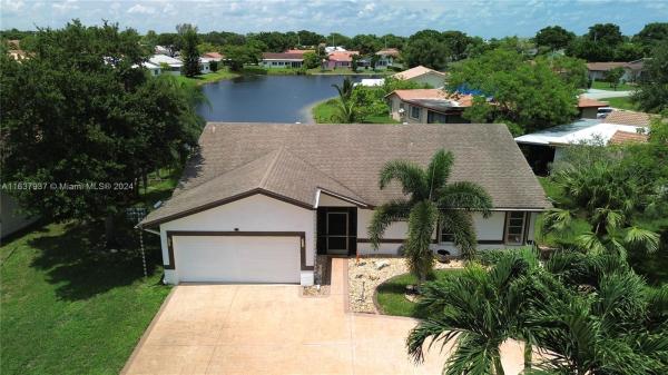 Isles Of Tamarac, 10507 NW 70th St, Tamarac, Florida 33321, image 1
