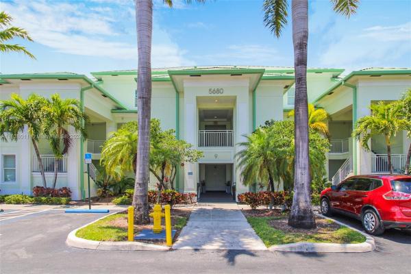 Provident Doral At The Blue, 5300 NW 87th Ave #915, Doral, Florida 33178, image 1