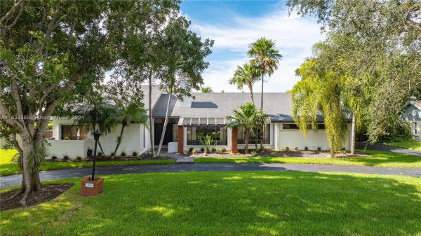 Cape Cutler Estates, 7801 SW 182nd Ter, Palmetto Bay, Florida 33157, image 1