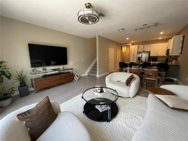 The Landings, 10914 SW 235th St, Kendall, Florida 33032, image 3