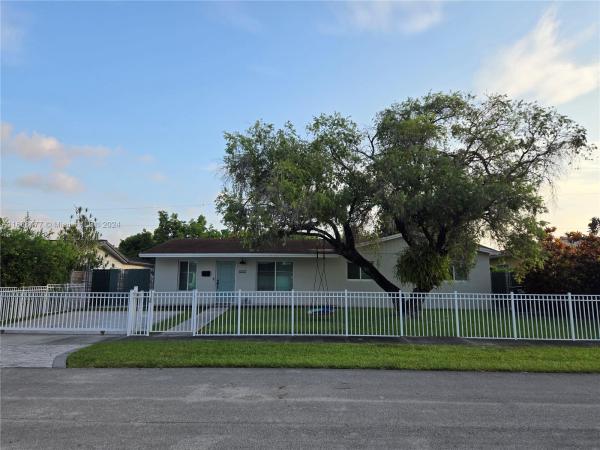 Southern Estates, 12503 SW 30th St, Tamiami, Florida 33175, image 3