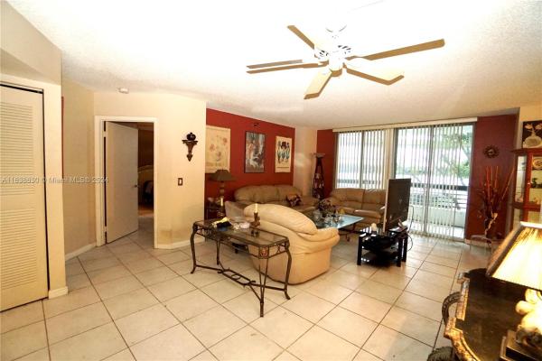 Mystic Pointe Tower 600, 3400 NE 192nd St #208, Aventura, Florida 33180, image 3