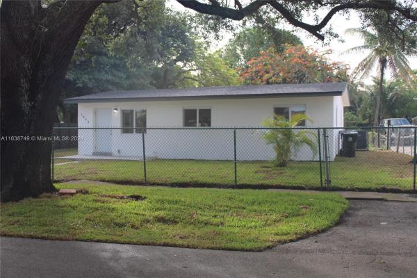 Lauderdale Manors, Fort Lauderdale, Florida 33311, image 3