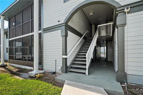 Carmel Lakes, 468 NE 206th Ln #105, Ives Estates, Florida 33179, image 1