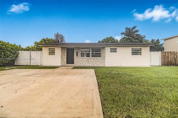 Leisure Heights, 15044 SW 298th Ter, Leisure City, Florida 33033, image 1