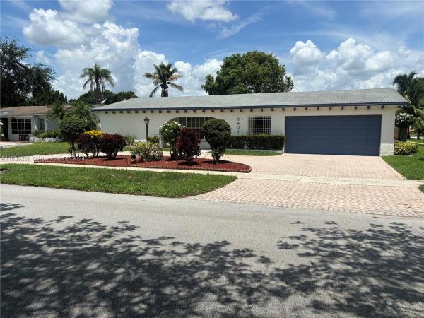 Westview, 8801 NW 3rd St, Pembroke Pines, Florida 33024, image 1