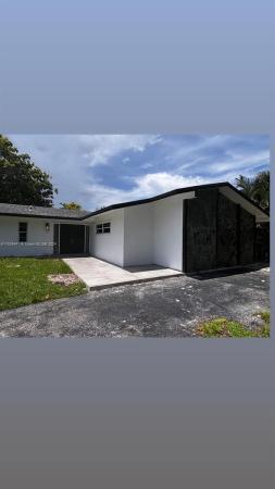 Point Royale, 19520 Lenaire Dr, Cutler Bay, Florida 33157, image 1