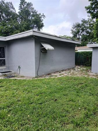 Seminole Lawn, 3366 NW 49th St, Brownsville, Florida 33142, image 2