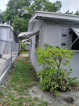 Seminole Lawn, 3388 NW 49th St, Brownsville, Florida 33142, image 2