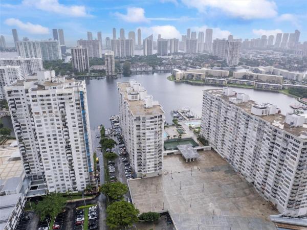 Del Prado, 18051 Biscayne Blvd #301-1, Aventura, Florida 33160, image 1