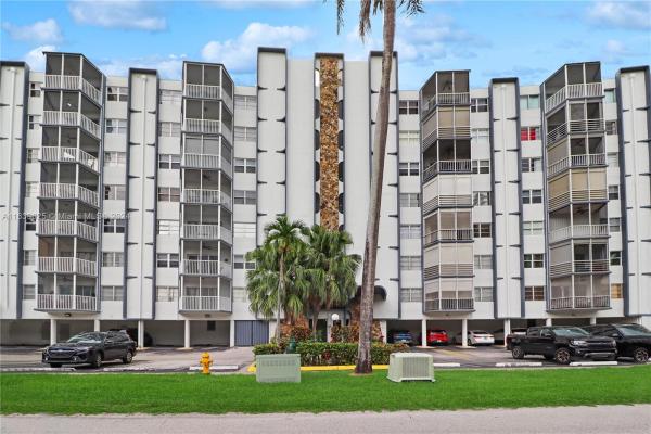 Fairways Riviera, 300 Diplomat Pkwy #601, Hallandale Beach, Florida 33009, image 1