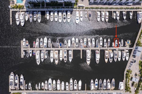 Marina Palms Boat Slips, 17211 Biscayne Blvd, North Miami Beach, Florida 33160, image 1