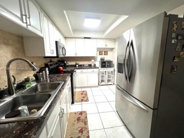 Bradley Estates, 802 W 80th Pl, Hialeah, Florida 33014, image 2