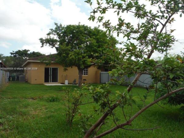 Jamel Twinhomes, 10653 SW 182nd St, West Perrine, Florida 33157, image 3