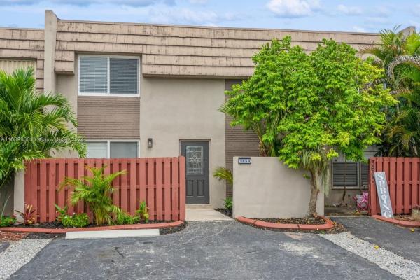 The Townhouses At Nova 2, 3656 SW 59th Ter #78, Davie, Florida 33314, image 1