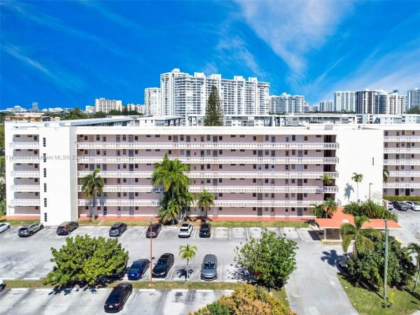 Point East, 2903 Point East Dr #K207, Aventura, Florida 33160, image 1