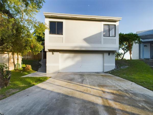 Montego Bay, 9908 SW 218th Ter, Cutler Bay, Florida 33190, image 1
