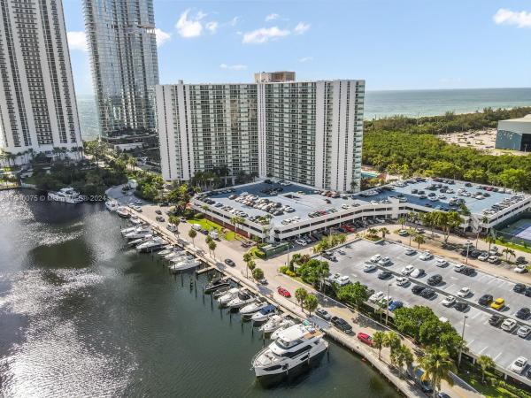 Arlen House East, 100 Bayview Dr #829, Sunny Isles Beach, Florida 33160, image 1