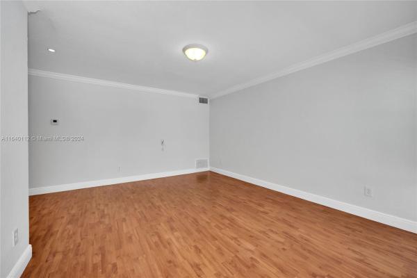 Edgewater Of Coral Gables, 21 Edgewater Dr #202, Coral Gables, Florida 33133, image 3