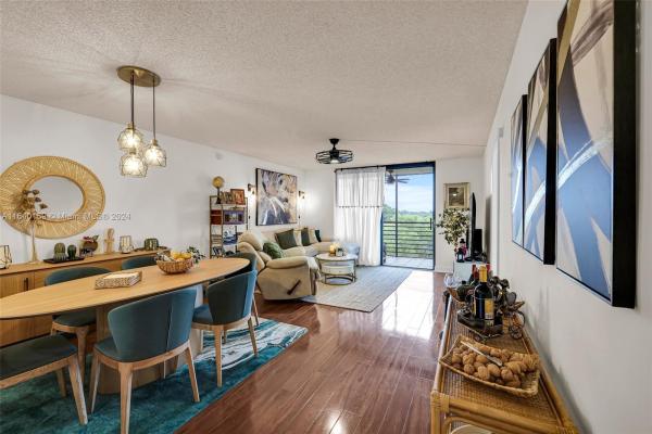 Colony Point, 1000 Colony Point Cir #512, Pembroke Pines, Florida 33026, image 1