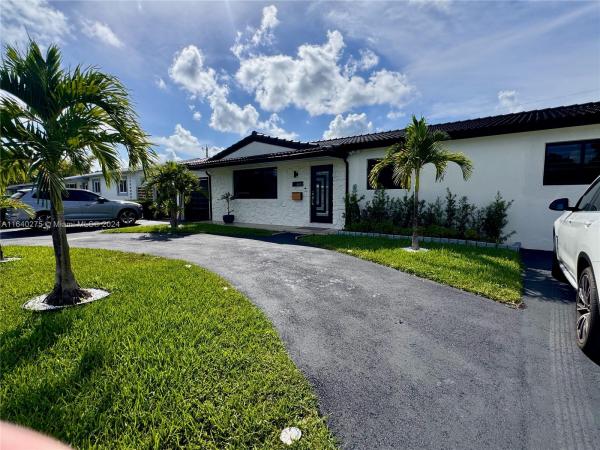 Coral Gardens, 9521 SW 26th Dr, Westchester, Florida 33165, image 2