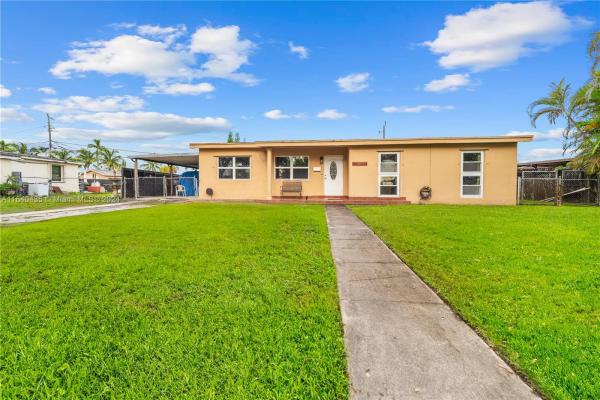 Westwood Lakes Residential, 4835 SW 112th Ave, Westwood Lakes, Florida 33165, image 1