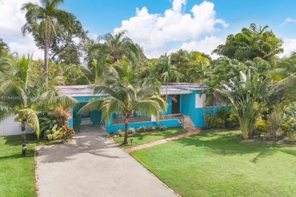Davis Manor, 6529 SW 78th Ter, South Miami, Florida 33143, image 1