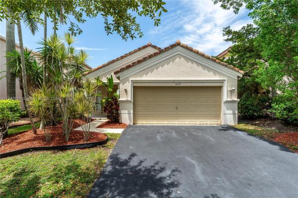 The Glades, 1527 Canary Island Dr, Weston, Florida 33327, image 1
