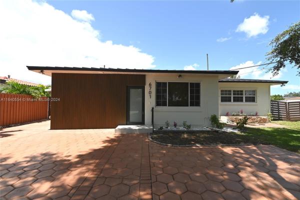 Camner Heights, 6701 SW 28th St, Coral Terrace, Florida 33155, image 1