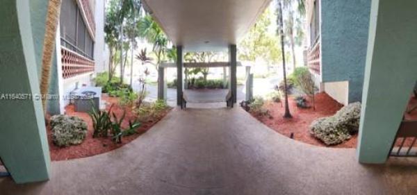Inverrary Gardens, 4222 Inverrary Blvd #4318, Lauderhill, Florida 33319, image 1