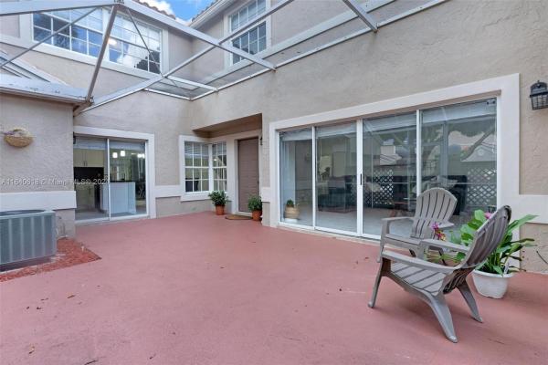 Embassy Courts, 11067 Long Boat Dr, Cooper City, Florida 33026, image 2