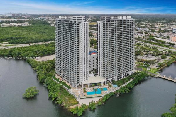 The Harbour North Tower, 16385 Biscayne Blvd #2703, North Miami Beach, Florida 33160, image 1