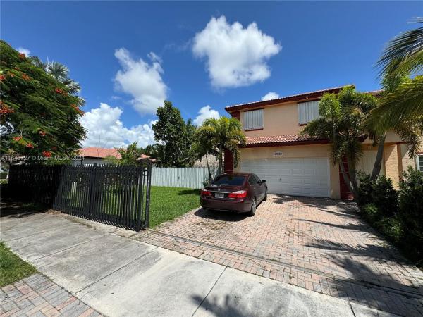 Biscayne Drive Estates, 14205 SW 290th Ter, Leisure City, Florida 33033, image 1