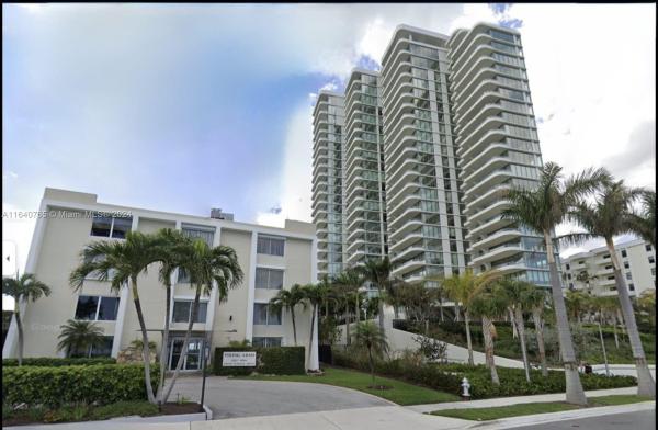 Viking Arms, 1527 S Flagler Dr #206F, West Palm Beach, Florida 33401, image 1