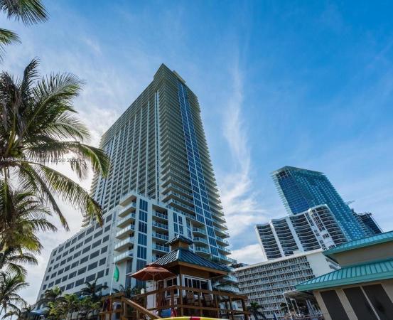 La Perla, 16699 Collins Ave #2006, Sunny Isles Beach, Florida 33160, image 1