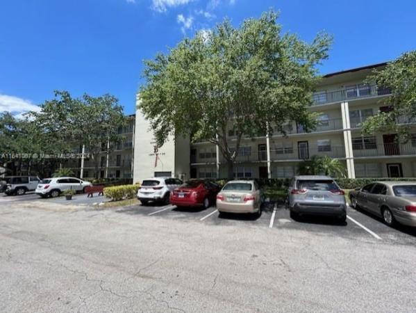 Kingsley At Century Village, 13255 SW 7th Ct #207D, Pembroke Pines, Florida 33027, image 1