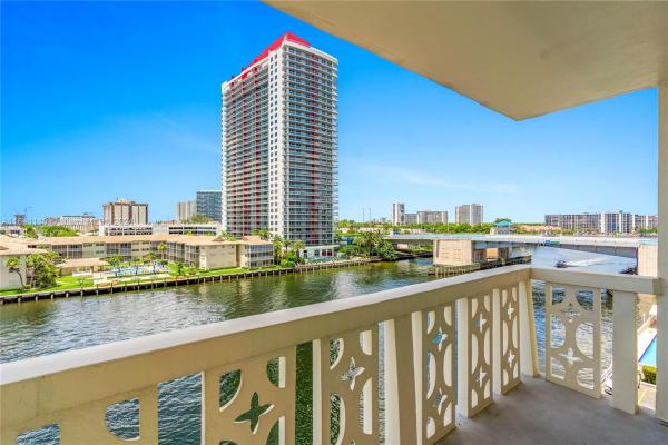 Imperial Towers, 1817 S Ocean Dr #621, Hallandale Beach, Florida 33009, image 2