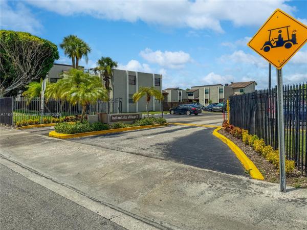 Indian Lake Village, 10020 NW 9th St Cir #203, Fountainebleau, Florida 33172, image 1