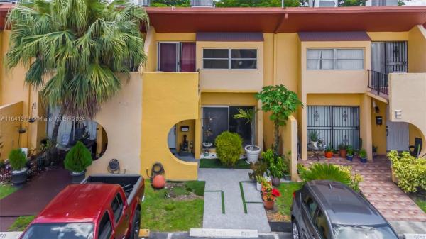 Taracoma Townhomes, 13701 SW 84th St #D, Glenvar Heights, Florida 33183, image 1