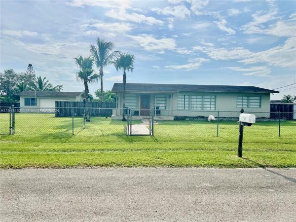 Orange Grove Manors, 30500 SW 193rd Ct, Redland, Florida 33030, image 1