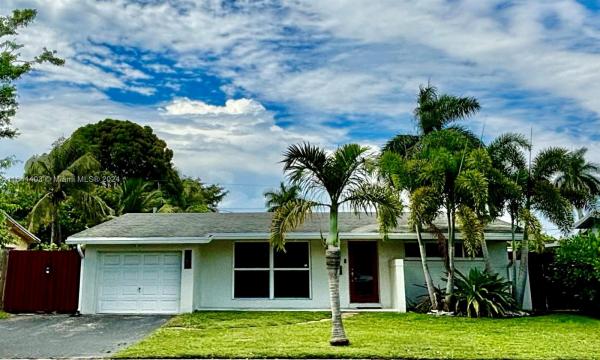 Sunrise Golf Village, 7461 NW 21st Ct, Sunrise, Florida 33313, image 3