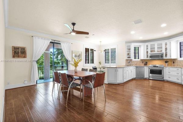 Legends, 2777 Kinsington Cir #9-4, Weston, Florida 33332, image 3