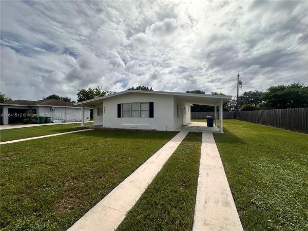 River Park, 421 SE Solaz Ave, Port St. Lucie, Florida 34983, image 2