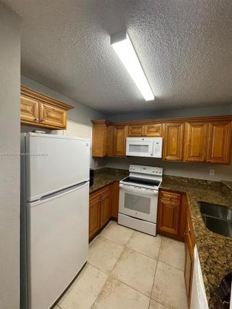 Palm Beach Place, 1580 Windorah Way #D, West Palm Beach, Florida 33411, image 3