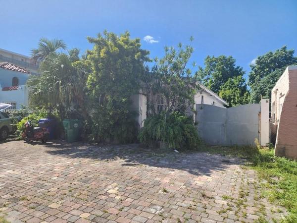 McAllister Terrace, 2730 SW 14th St, Miami, Florida 33145, image 1