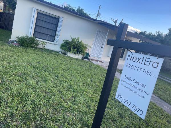 Sun Tan Village, 850 E 17th St, Hialeah, Florida 33010, image 1