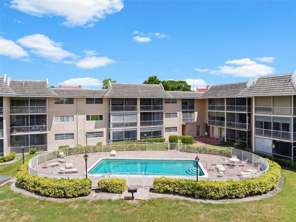 Lake Forest, 2850 Forest Hills Blvd #107, Coral Springs, Florida 33065, image 1