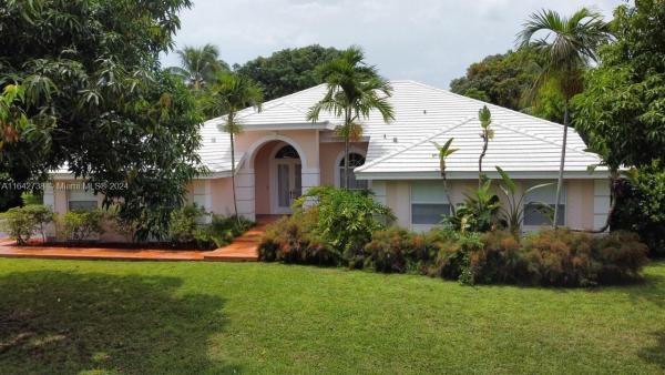 Cutler Country Groves, 7752 SW 184th Ln, Cutler Bay, Florida 33157, image 1