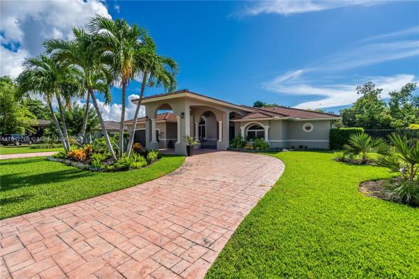 Heavenly Estates, 17121 SW 92nd Ct, Palmetto Bay, Florida 33157, image 1