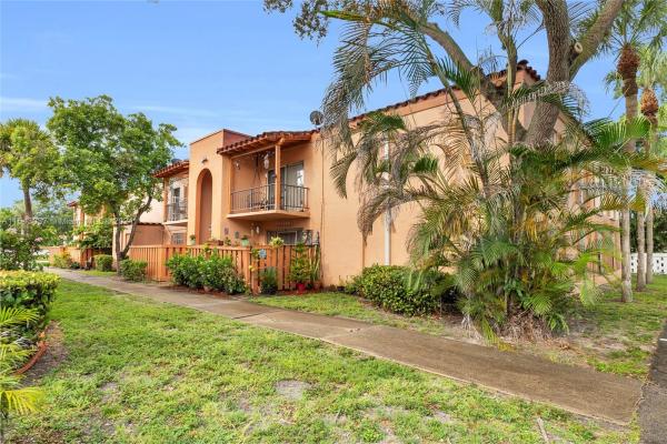 7215 Miami Lakes Dr #A-20, Miami Lakes, Florida 33014, image 2